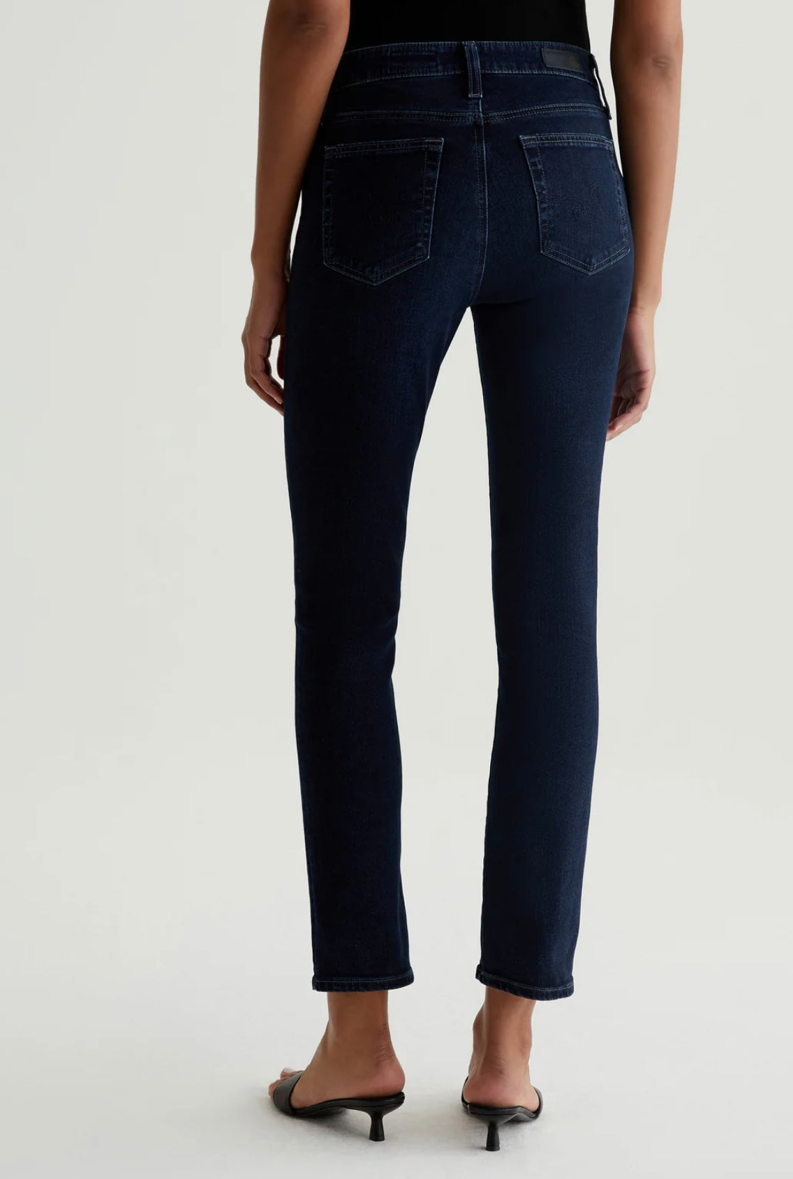 AG - Mari

MID-RISE SLIM STRAIGHT