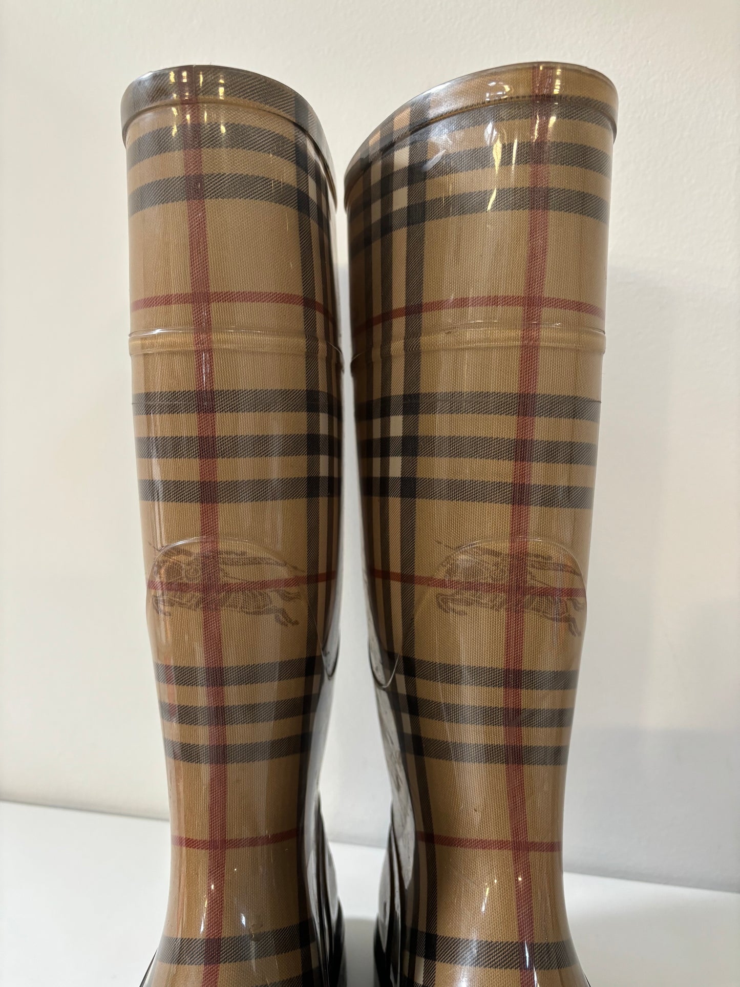 BURBERRY nova check rubber rain boots