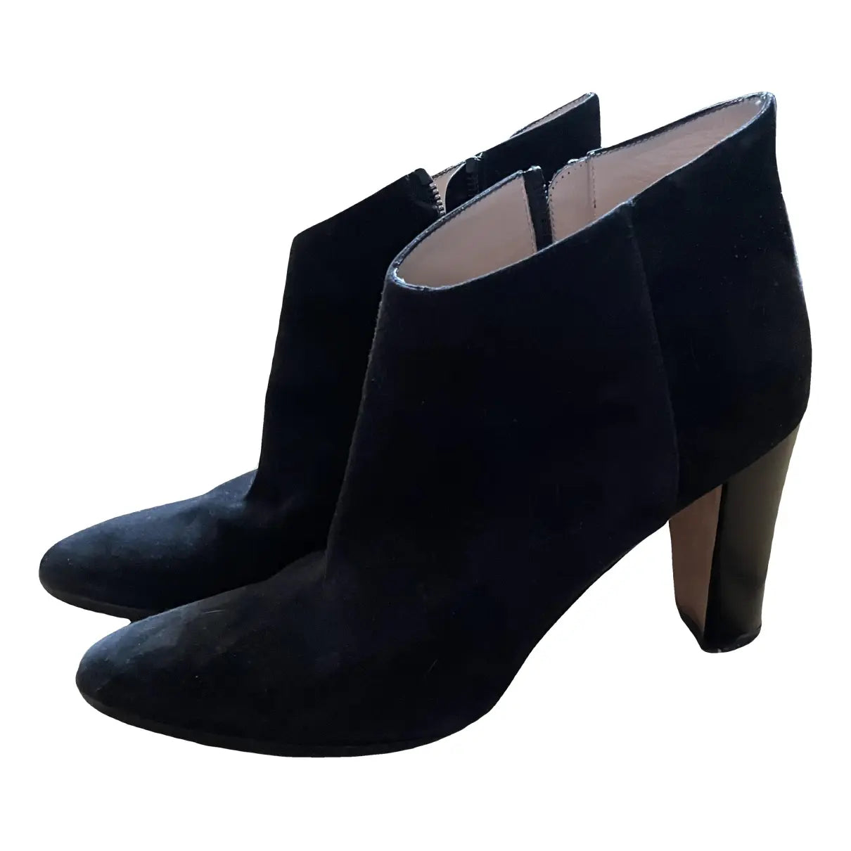 MANOLO BLAHNIK black suede booties