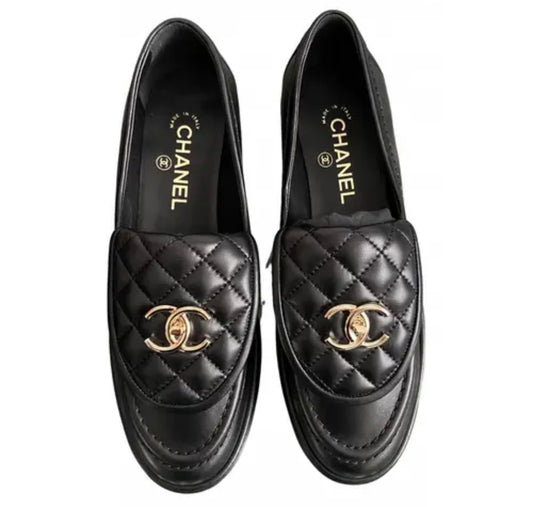 Preloved Chanel - Quilted CC loafers