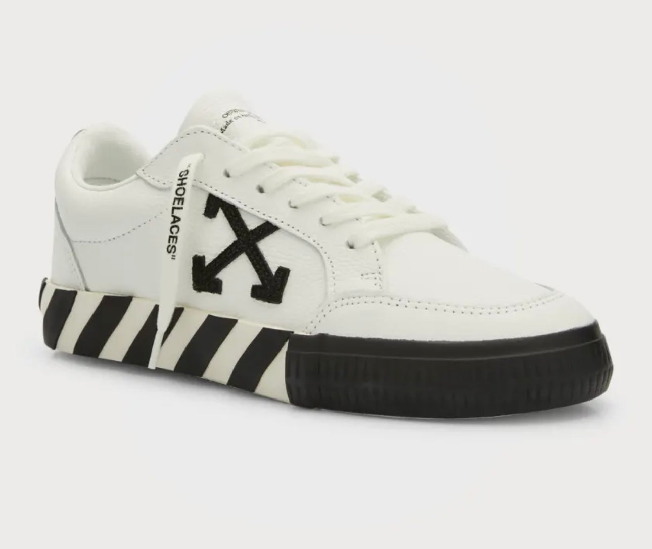 OFF-WHITE
Vulcanized Leather Low-Top Sneakers