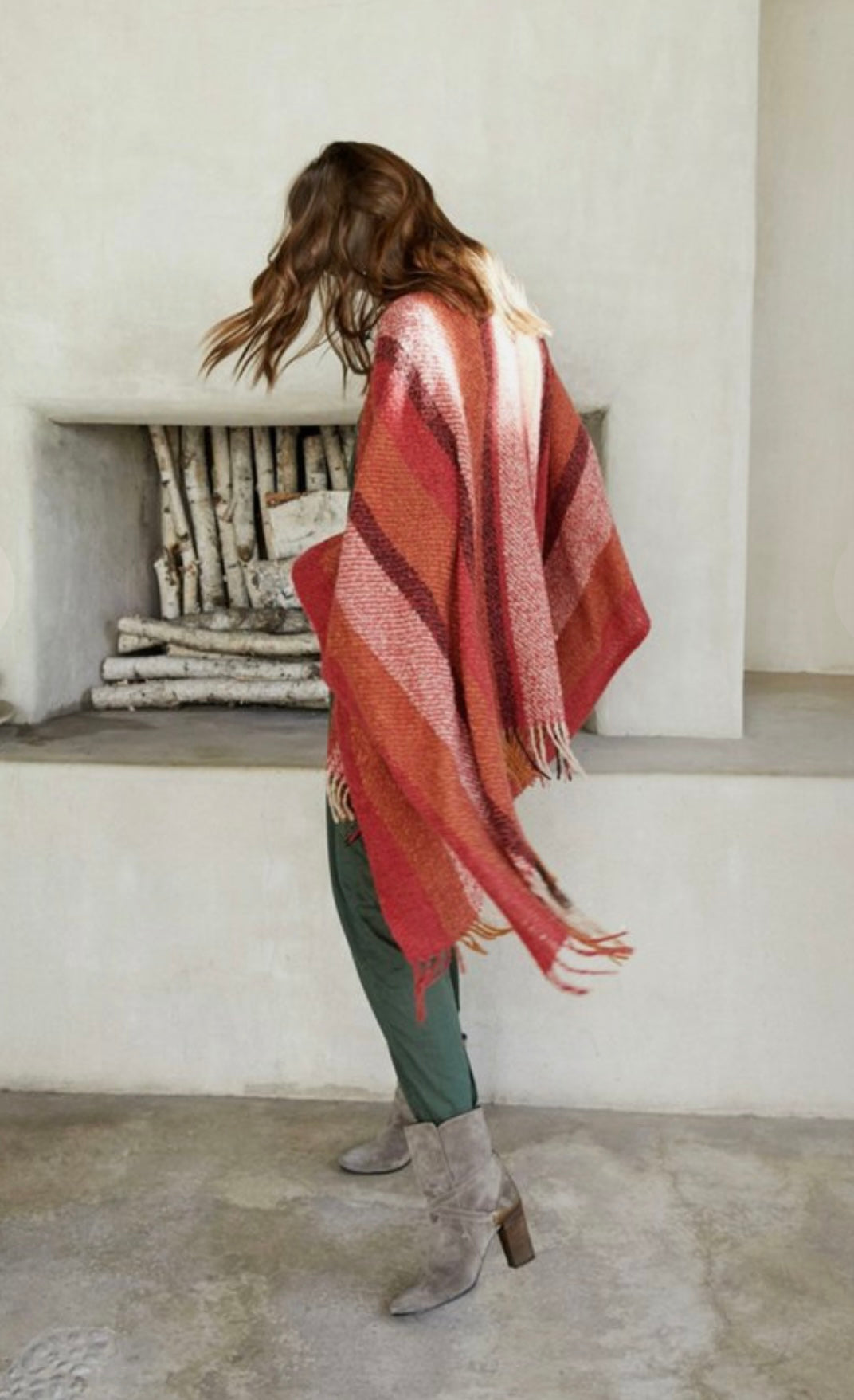 XIRENA - Phoebe Poncho