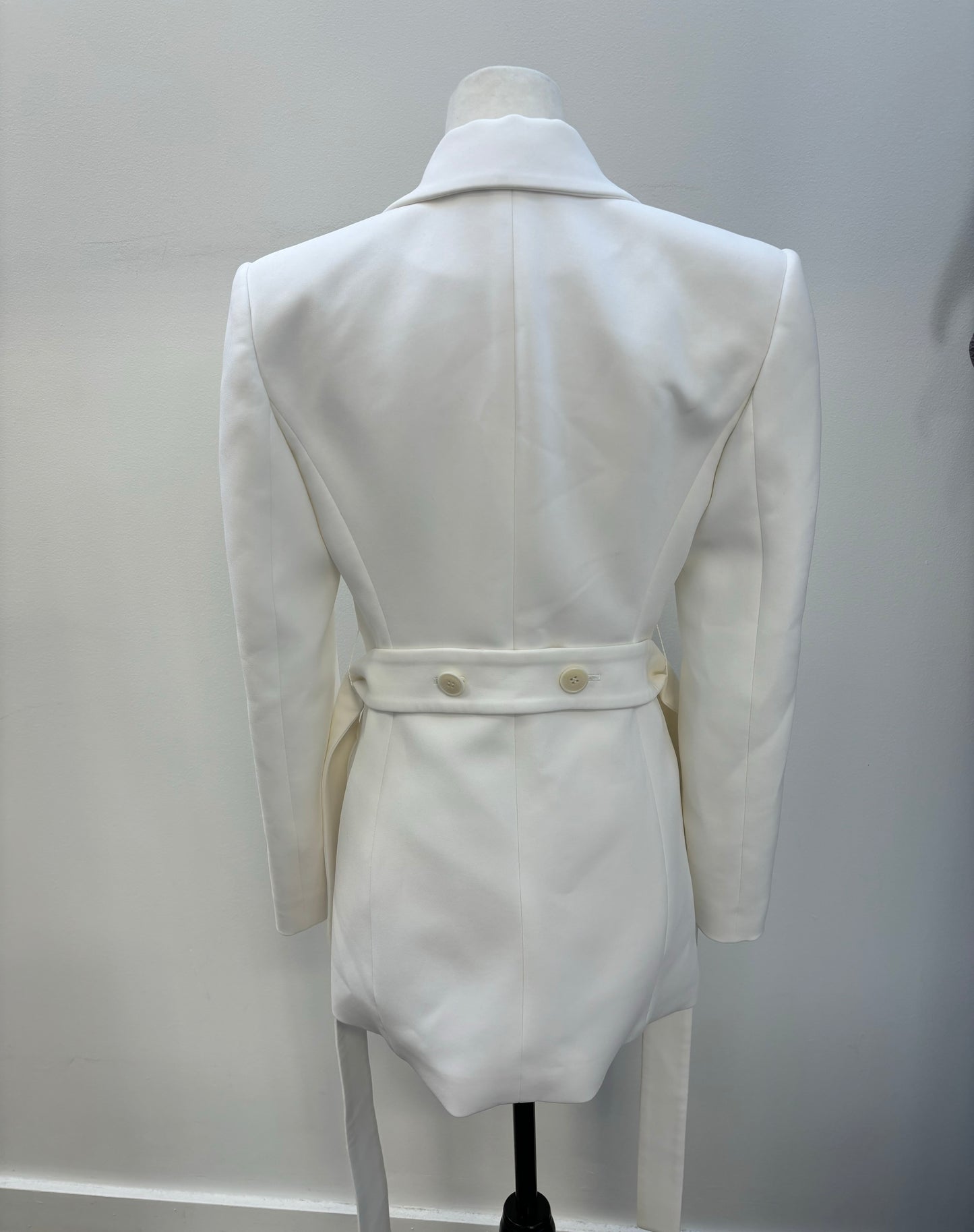 ALTUZARRA white blazer jacket with belt