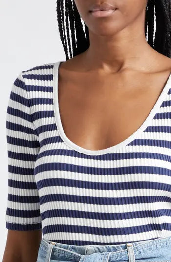 VERONICA BEARD white and blue striped ribbed tshirt