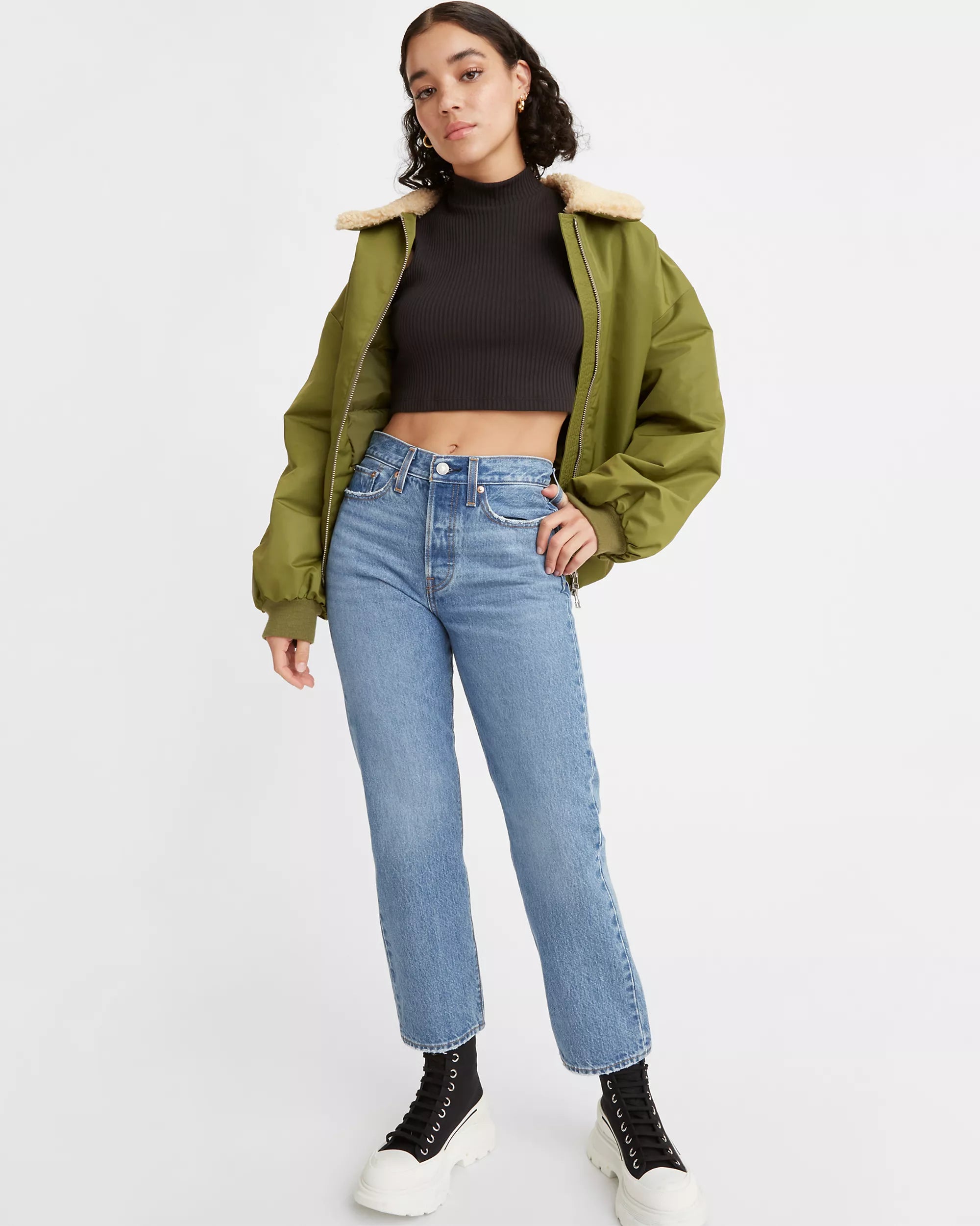 LEVIS wedgie straight light wash jeans