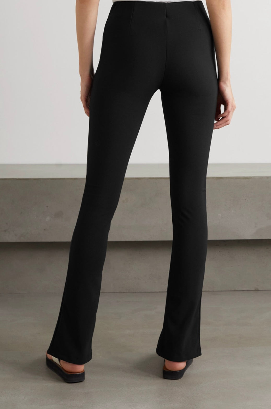 THE FRANKIE SHOP
Black Reya Leggings