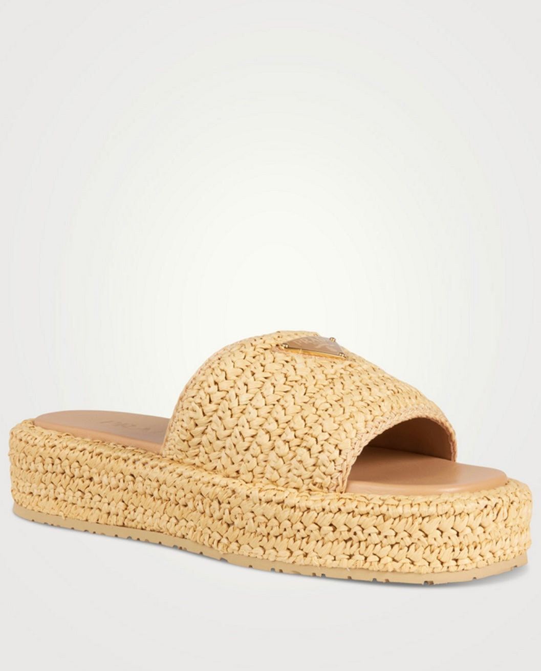 PRE-LOVED PRADA
Raffia Flatform Slide Sandals