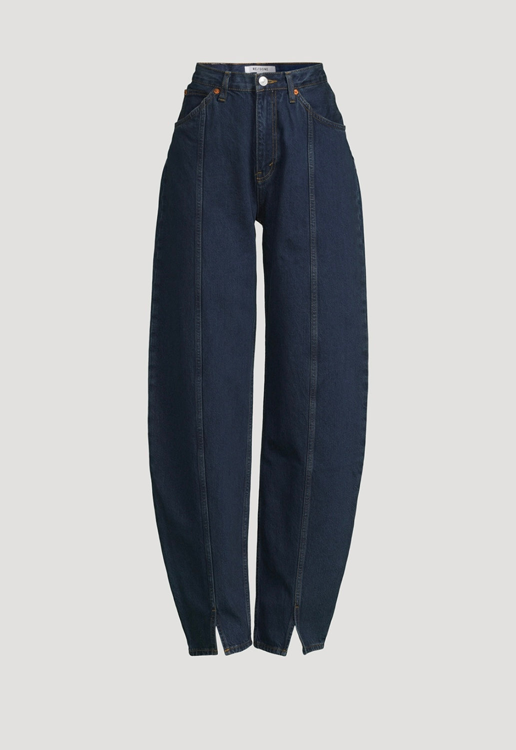 RE/DONE
Tapered-Leg Jeans