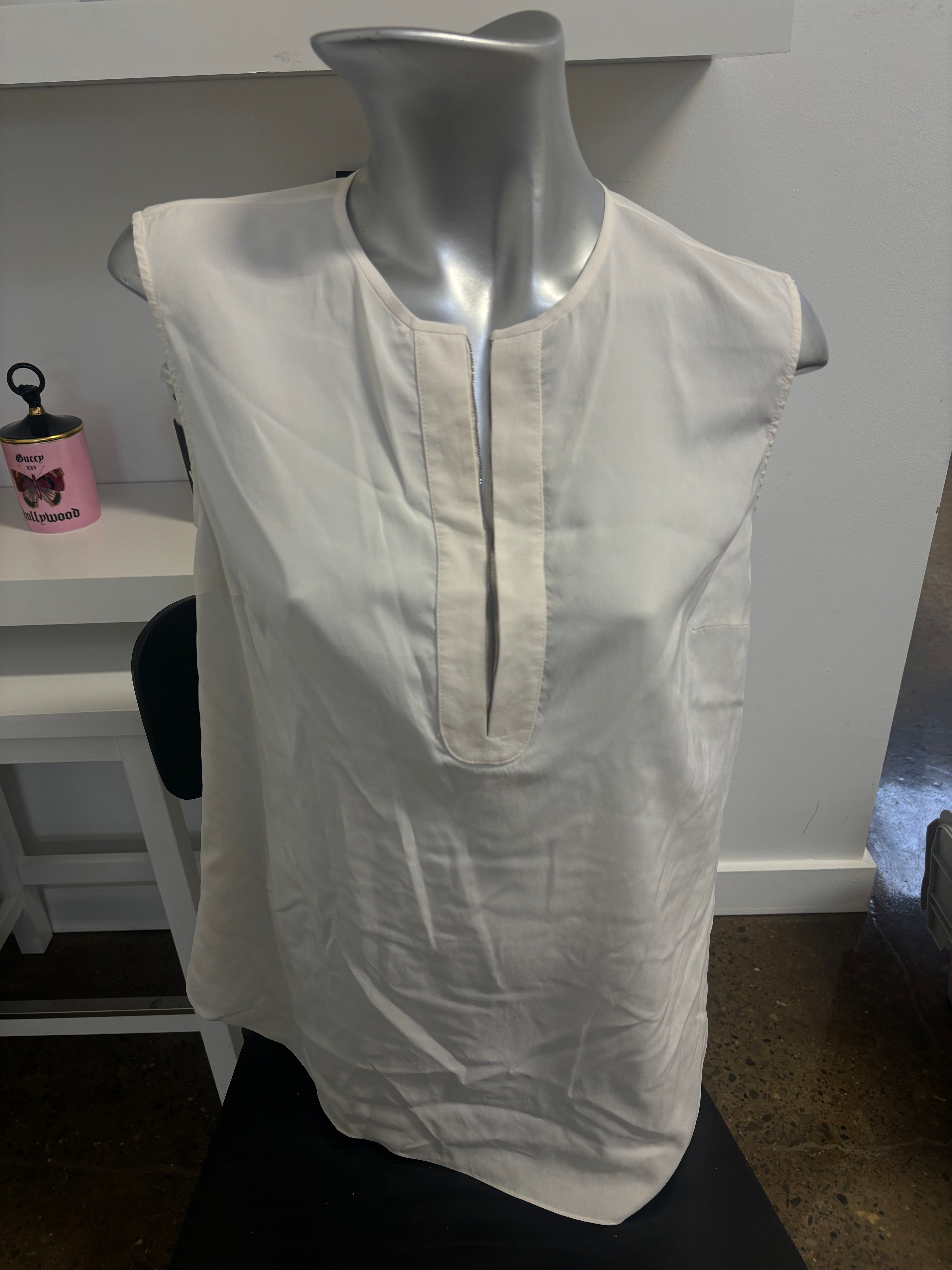 BRUNELLO CUCINELL sleeveless white top w monili on chest