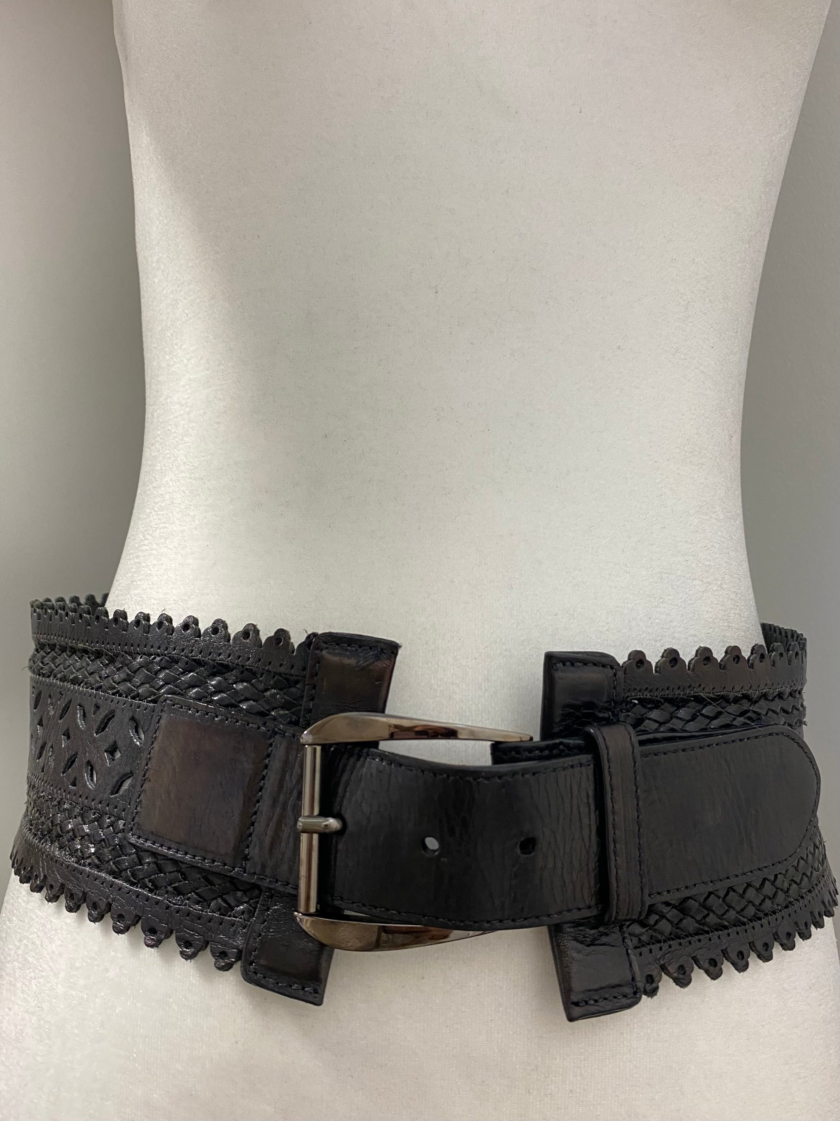Oscar De La Renta Eyelet Belt