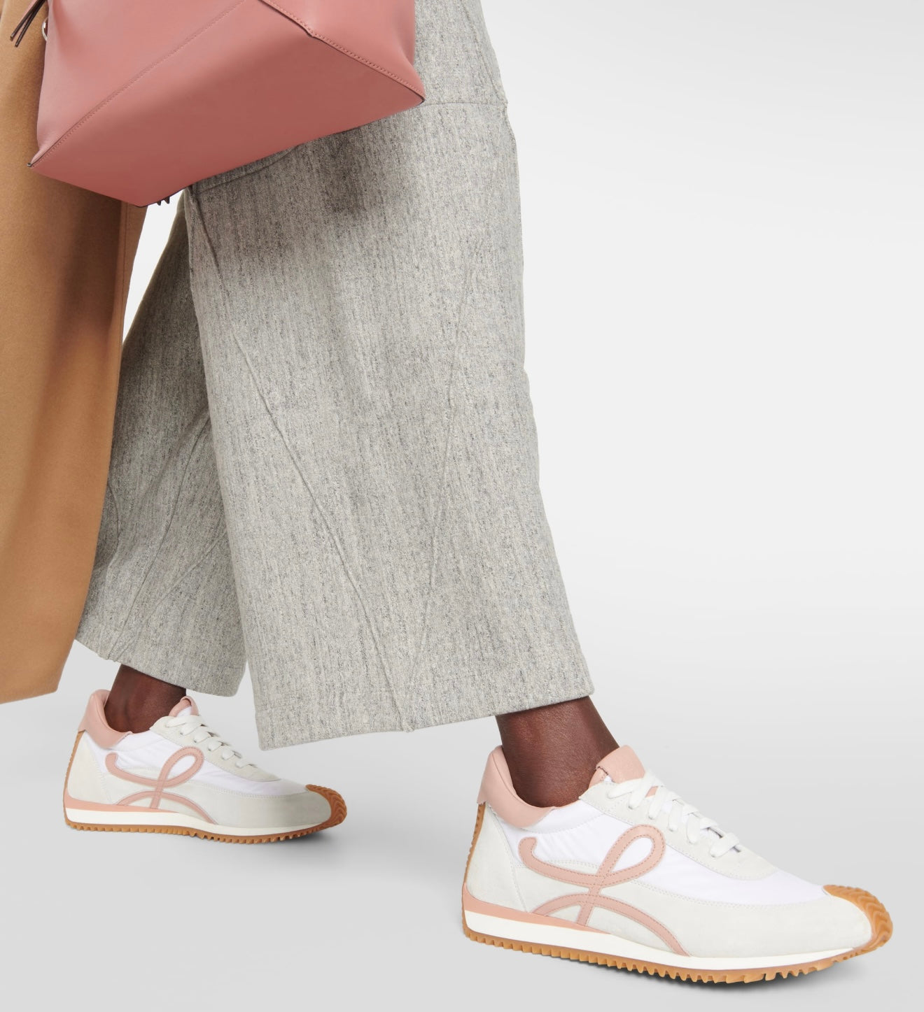 LOEWE - 
Basket Flow Runner low-top sneakers