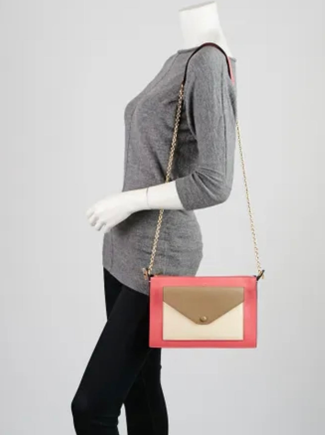 CELINE
Rose Dust Smooth Calfskin Leather Pocket Chain Medium Clutch Bag
