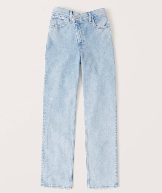 Abercrombie & Fitch - The 90s Straight Ultra High Rise Jeans Acid Wash