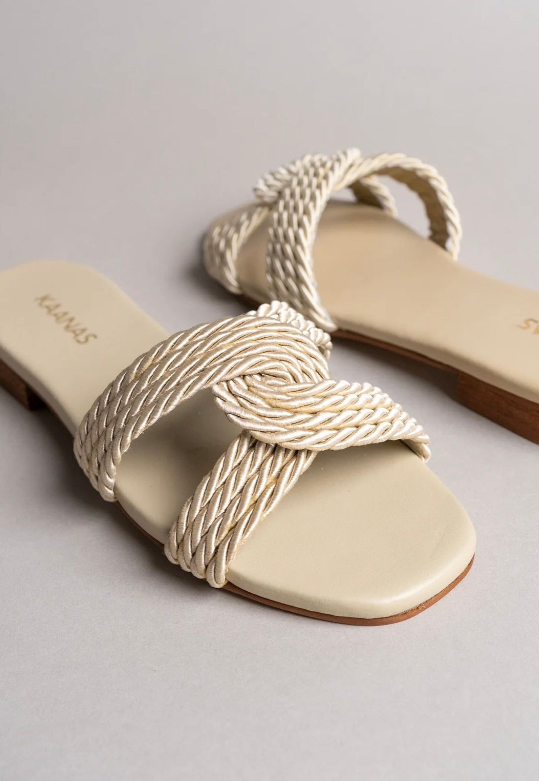 KAANAS - Olas Oat Sandals