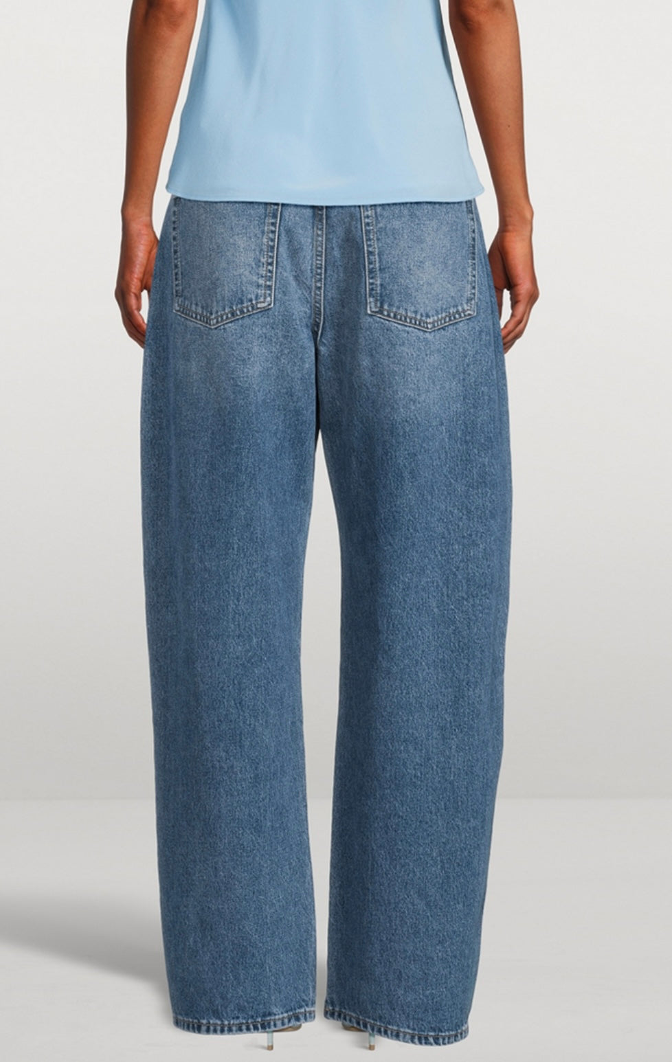 DL1961
Taylor Barrel-Leg Jeans