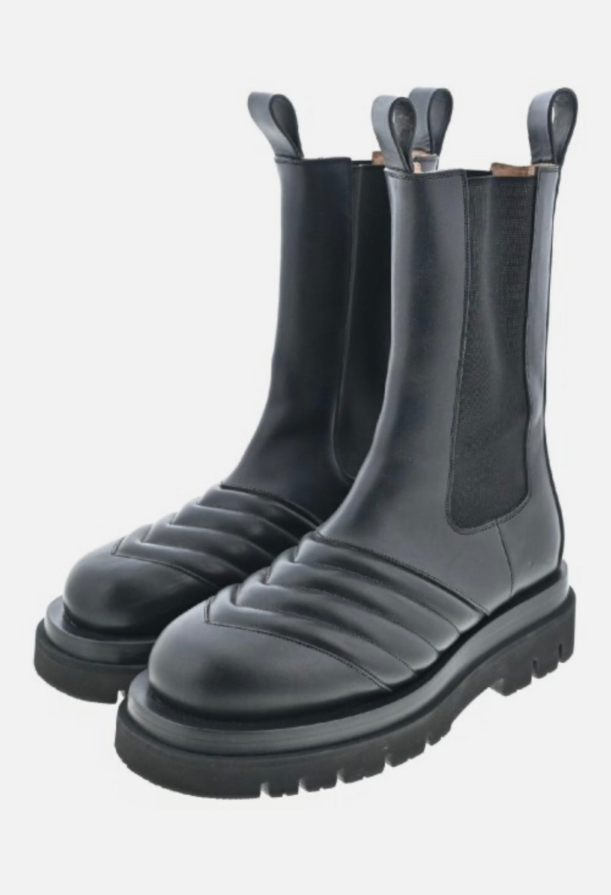 Bottega Veneta Black Leather Chevron Chelsea Boots