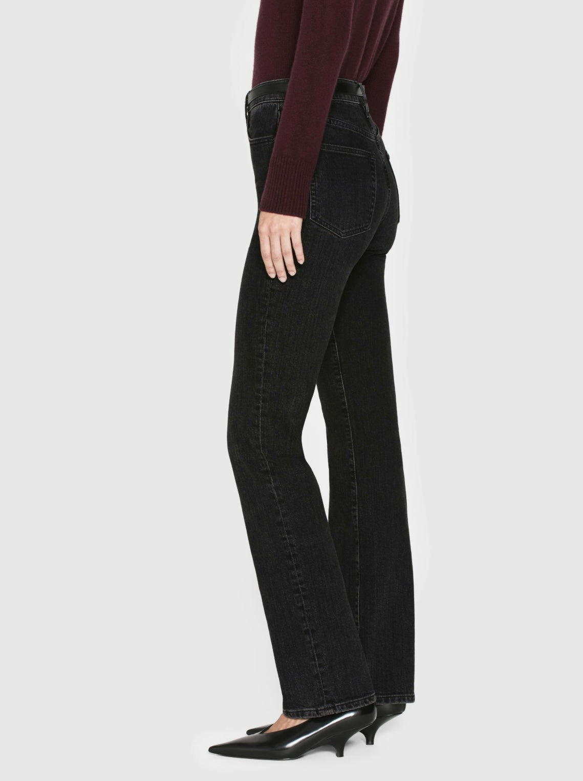 FRAME - The Ruler
in Grit