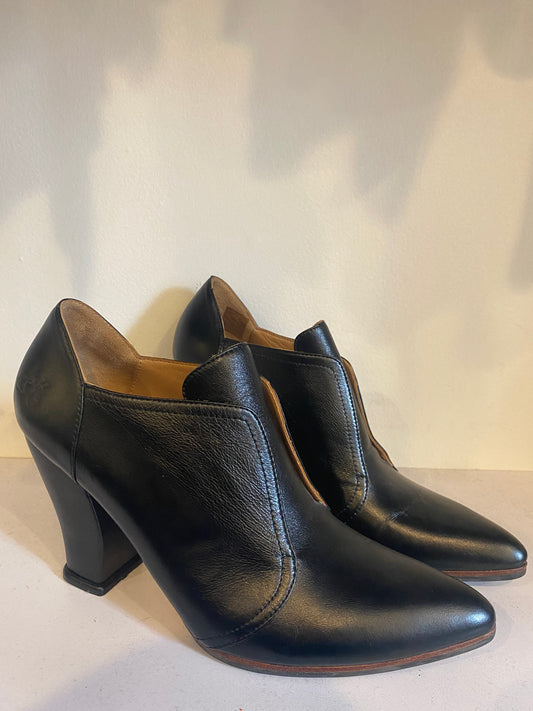 John Fluevog Leather Bootie