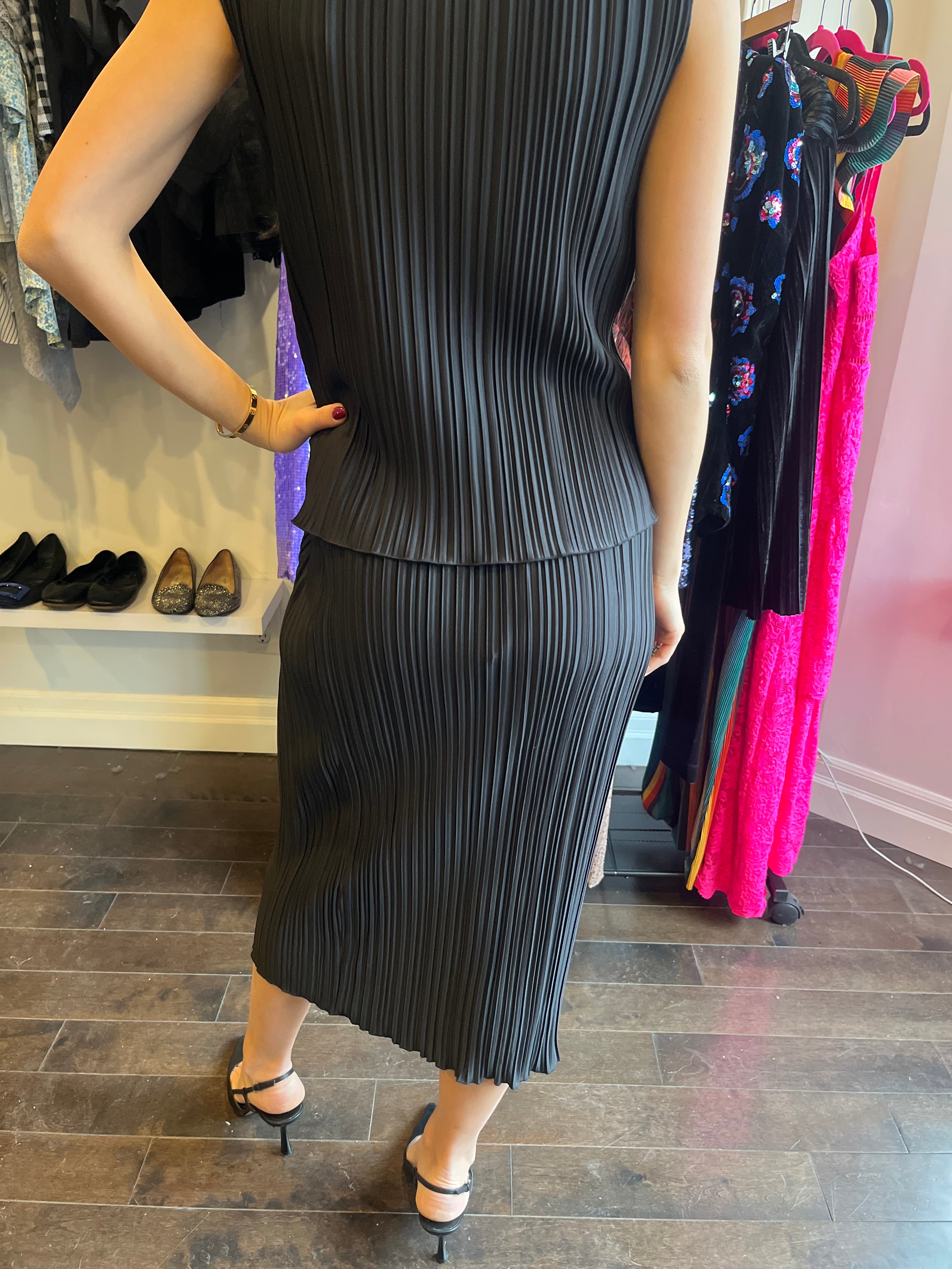 RAILS 2 piece pleated set