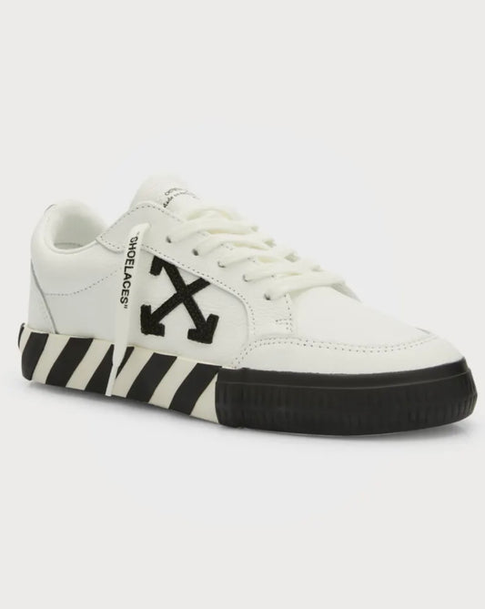 OFF-WHITE
Vulcanized Leather Low-Top Sneakers