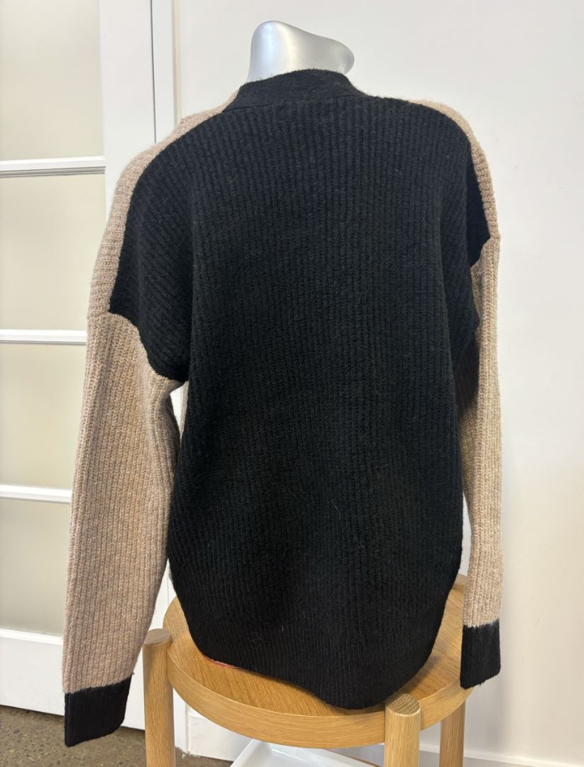 Line Phoenix Cardigan,