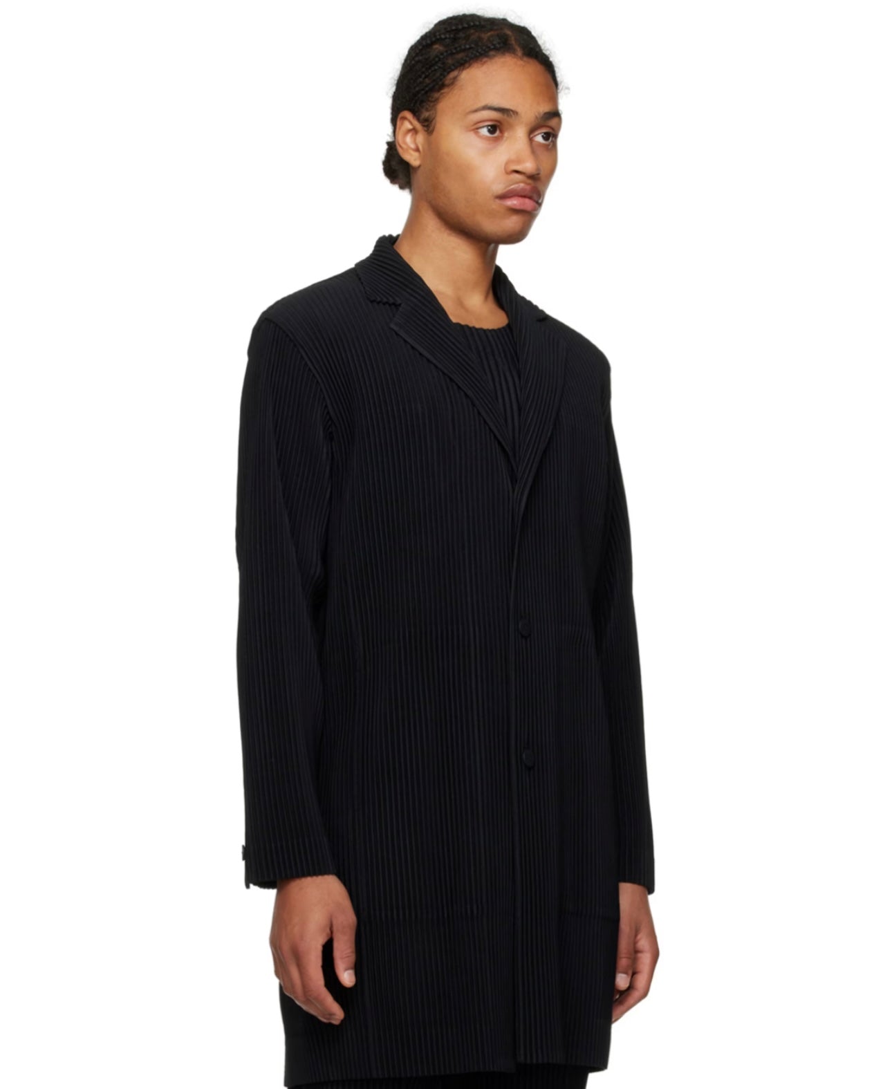 HOMME PLISSÉ ISSEY MIYAKE
Black Single-Breasted Coat