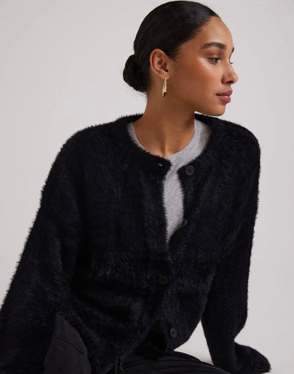 BELLA DAHL
CREW NECK FUZZY CARDIGAN