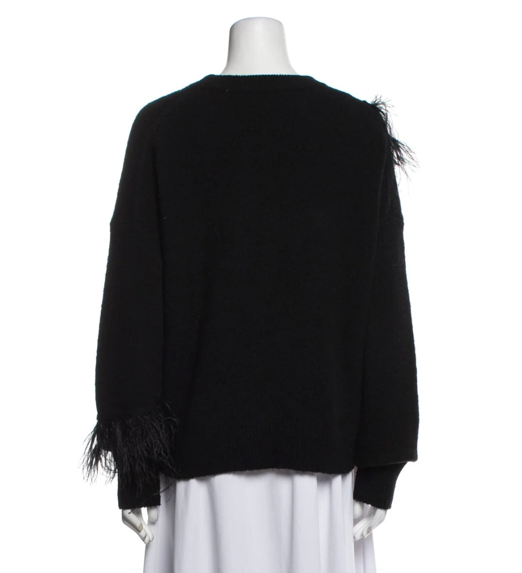 Cinq à Sept
Crew Neck Sweater