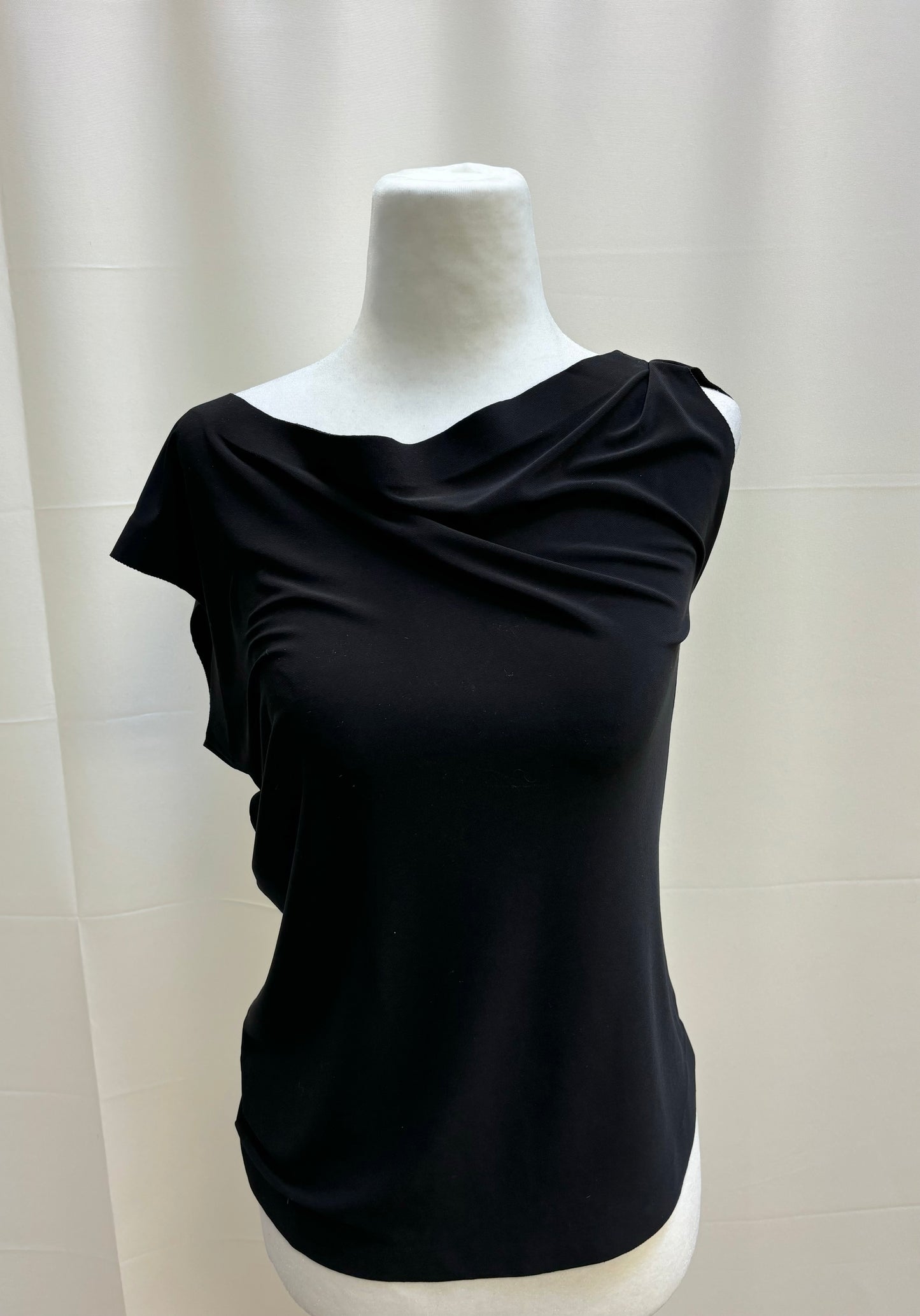 Norma Kamali Black Drop Shoulder Top