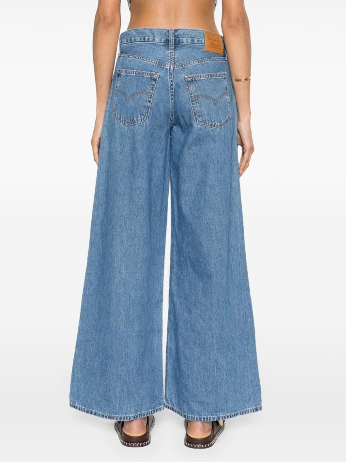 Levi's
Baggy Dad mid-rise wide-leg jeans