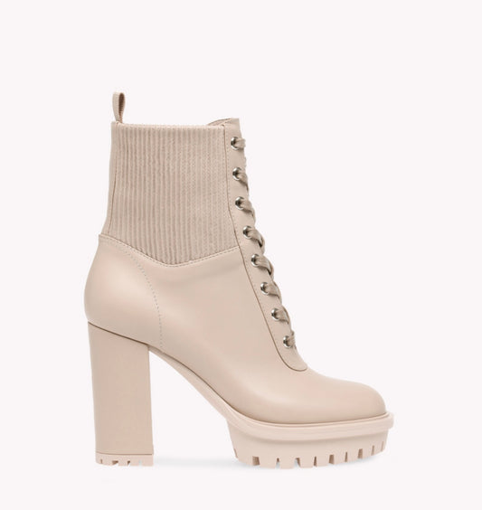 Gianvito Rossi
MARTIS Boots