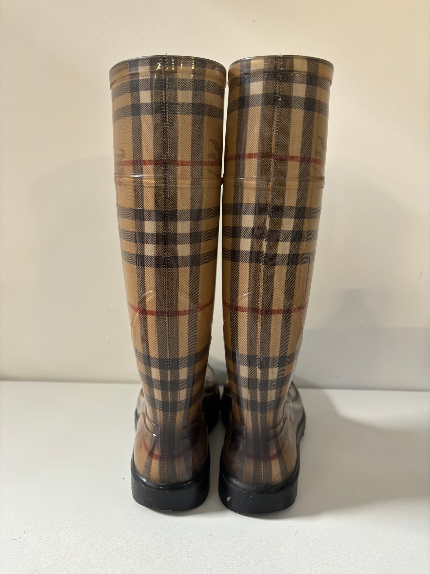 BURBERRY nova check rubber rain boots