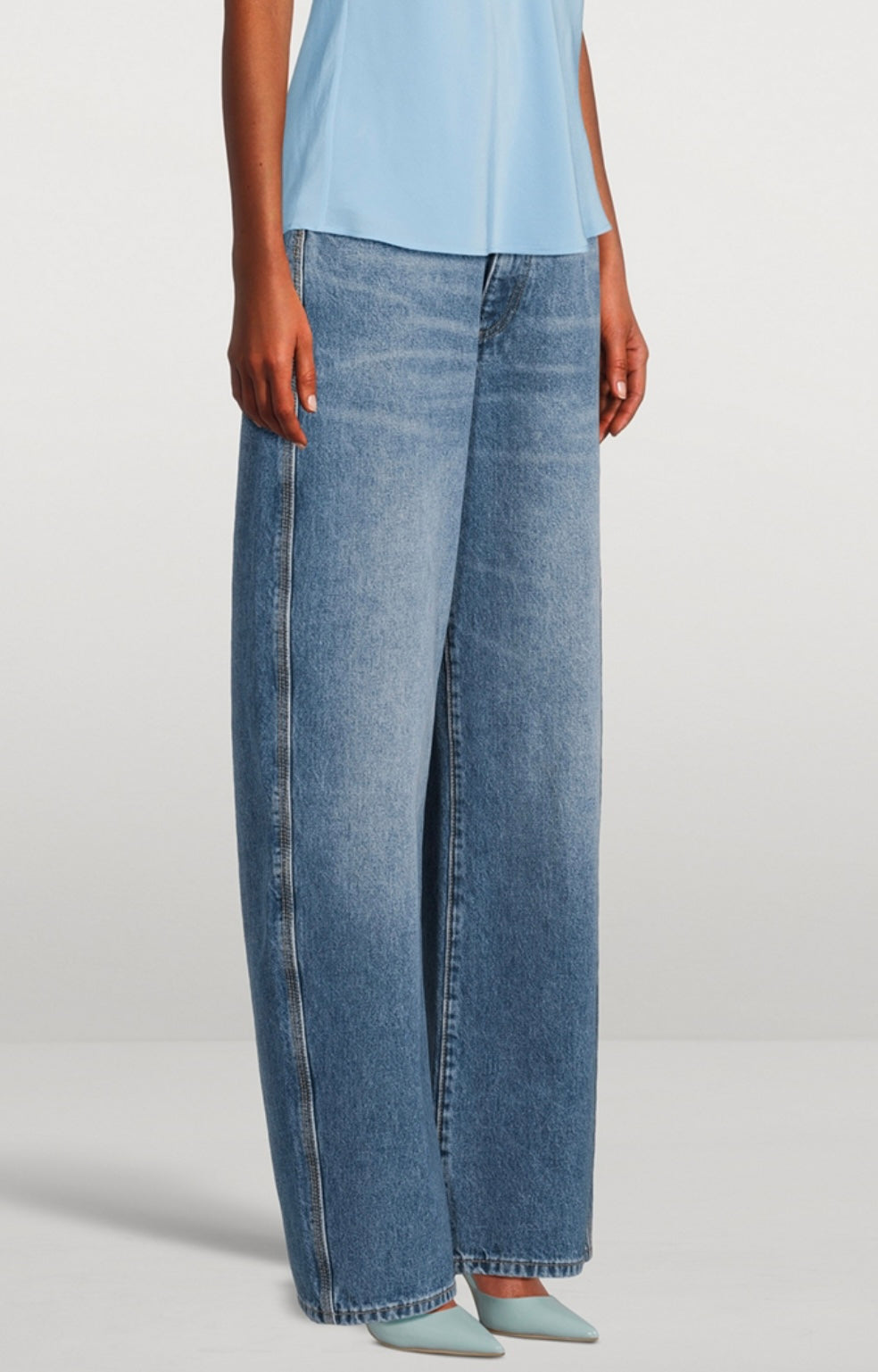 DL1961
Taylor Barrel-Leg Jeans