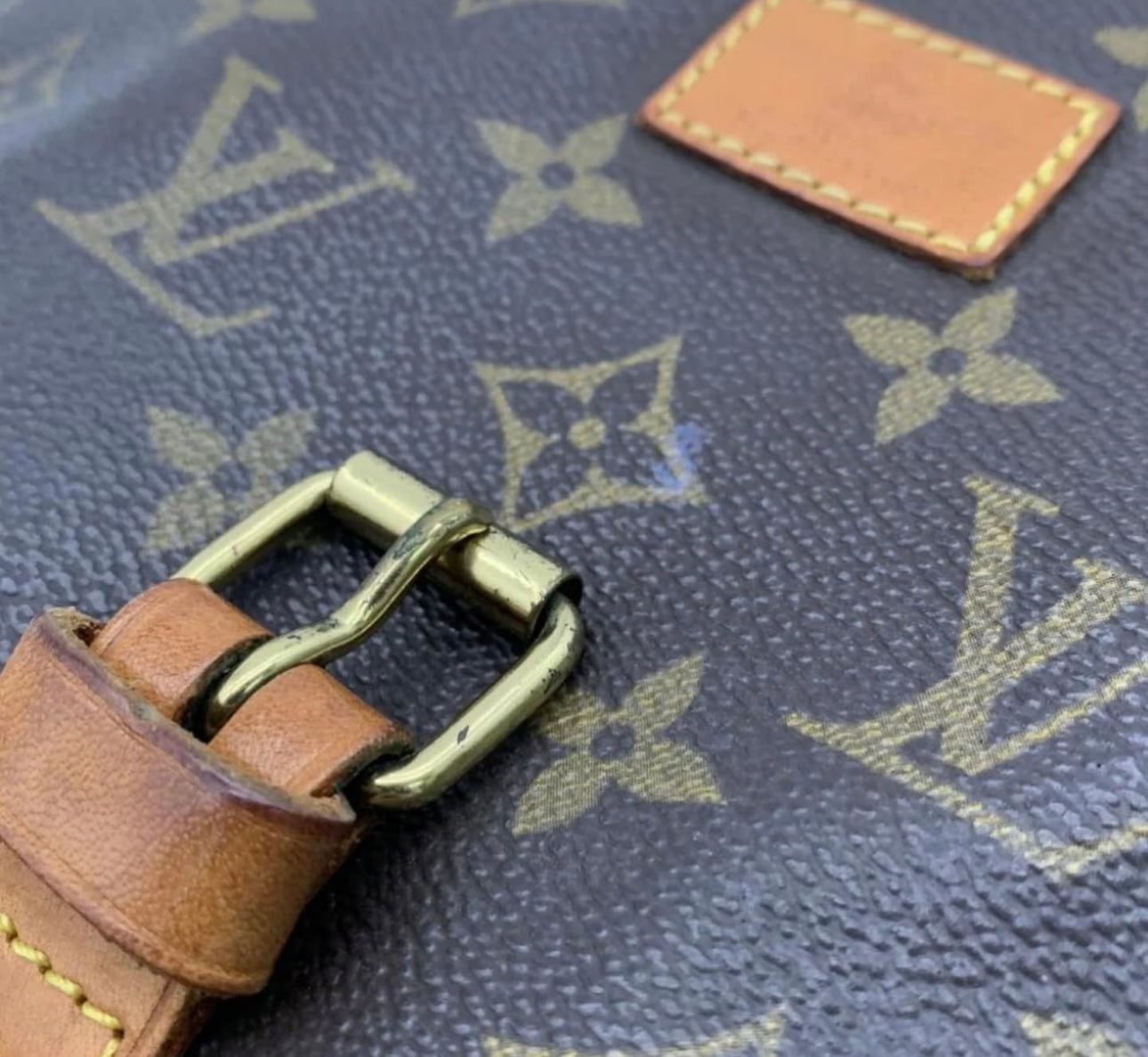 Louis Vuitton - Vintage Saumur 30 Saddle Bag