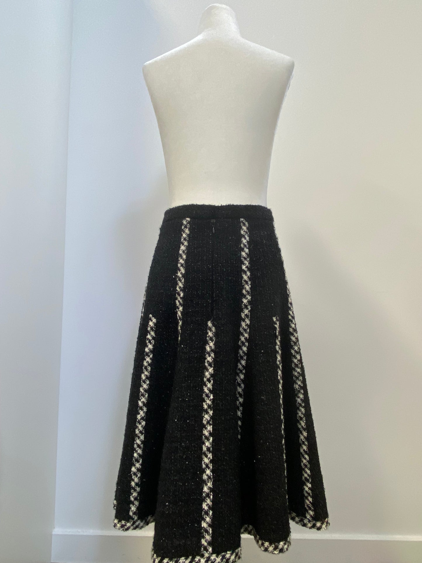Oscar De La Renta Tweed Skirt