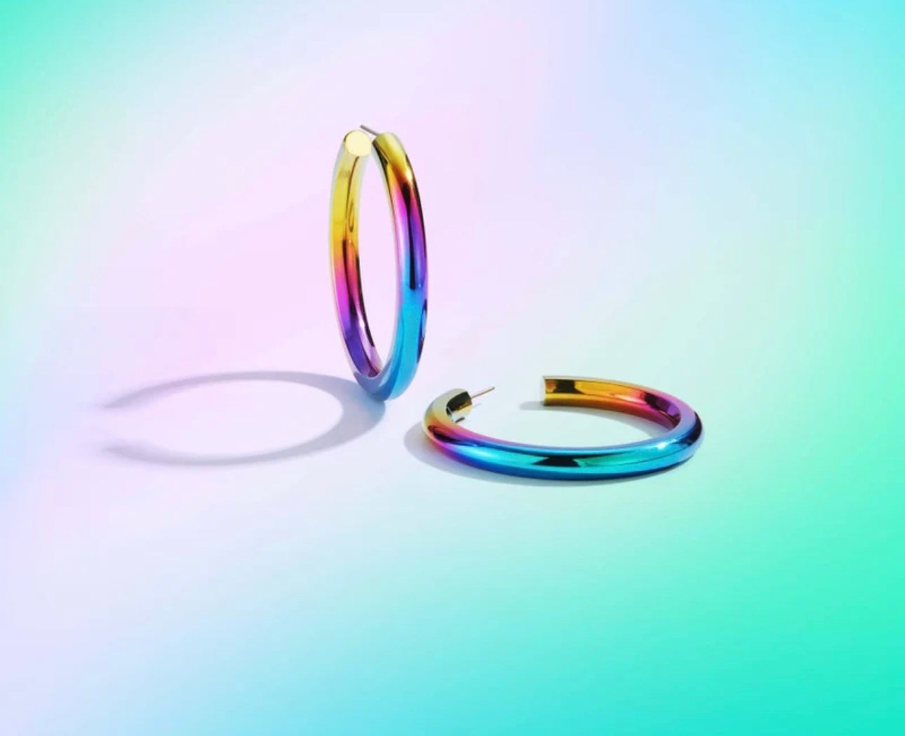 Stephanie Gottlieb
The Rainbow Tube Electric Hoops