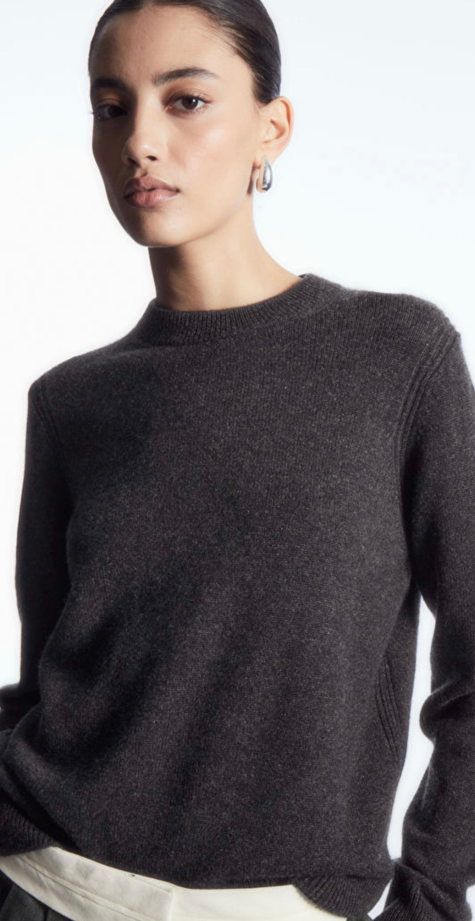 COS - PURE CASHMERE SWEATER