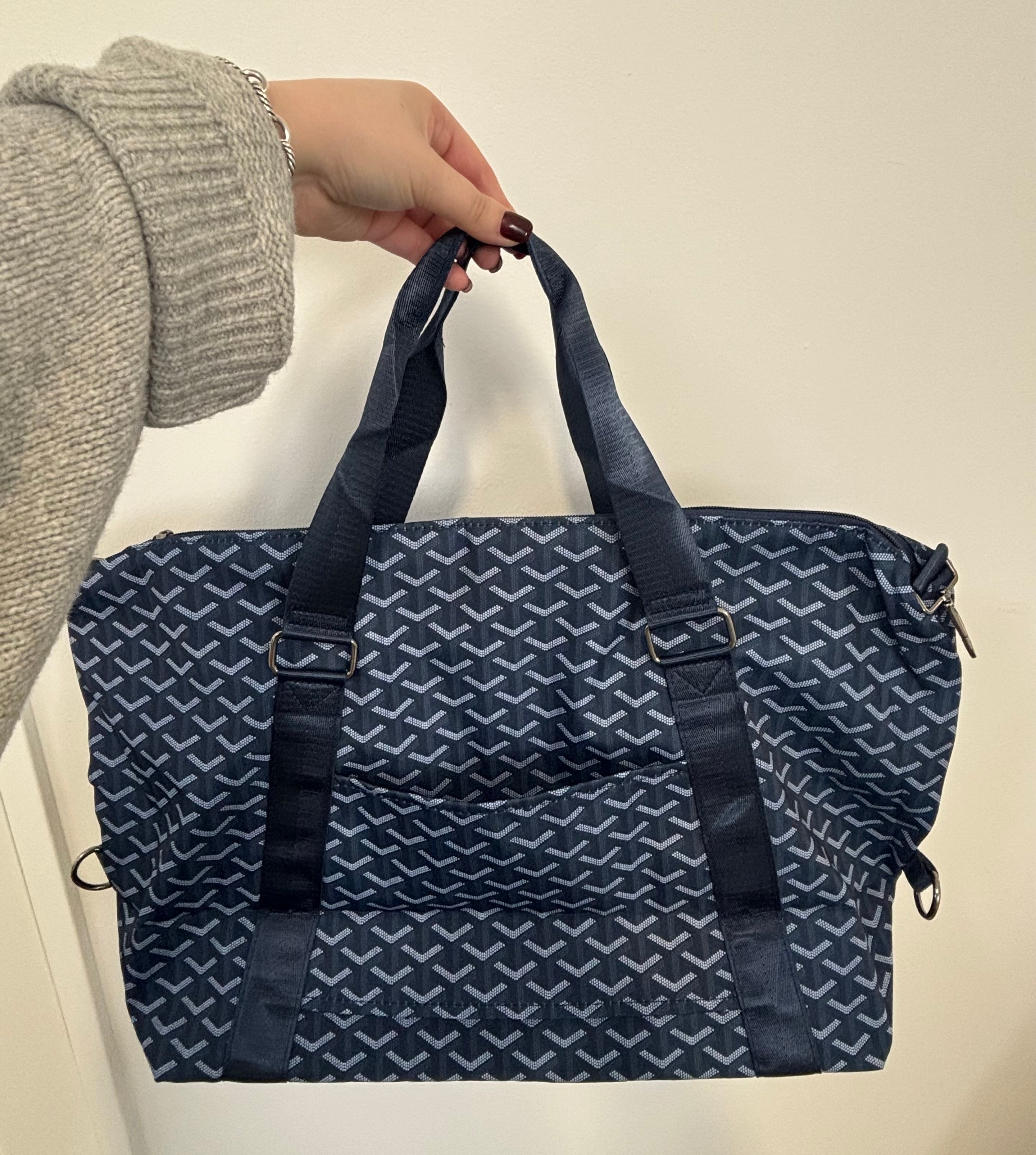 UNKNOWN BRAND duffle bag