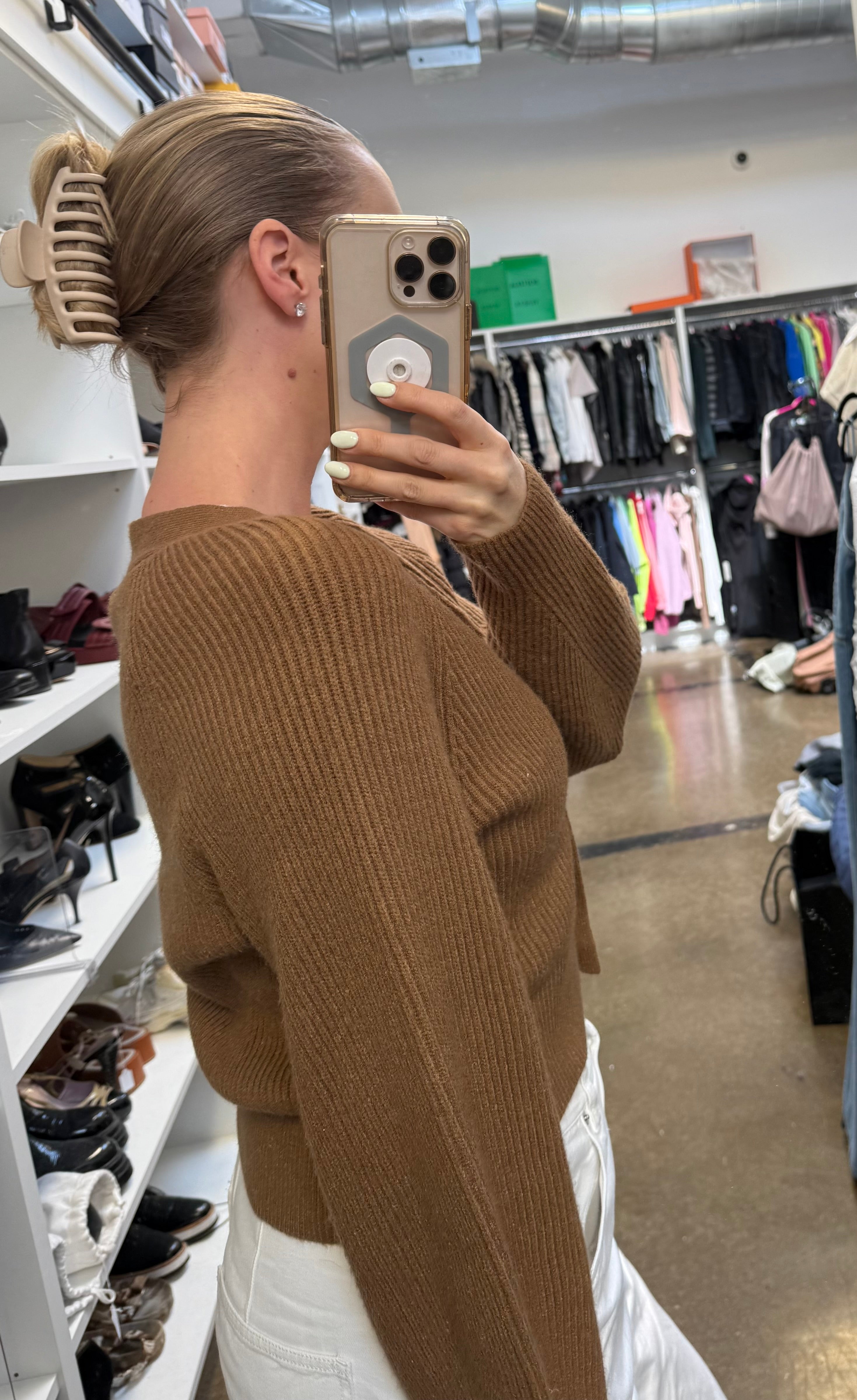 LYLA AND LUXE FOX CARDI IN CARAMEL
