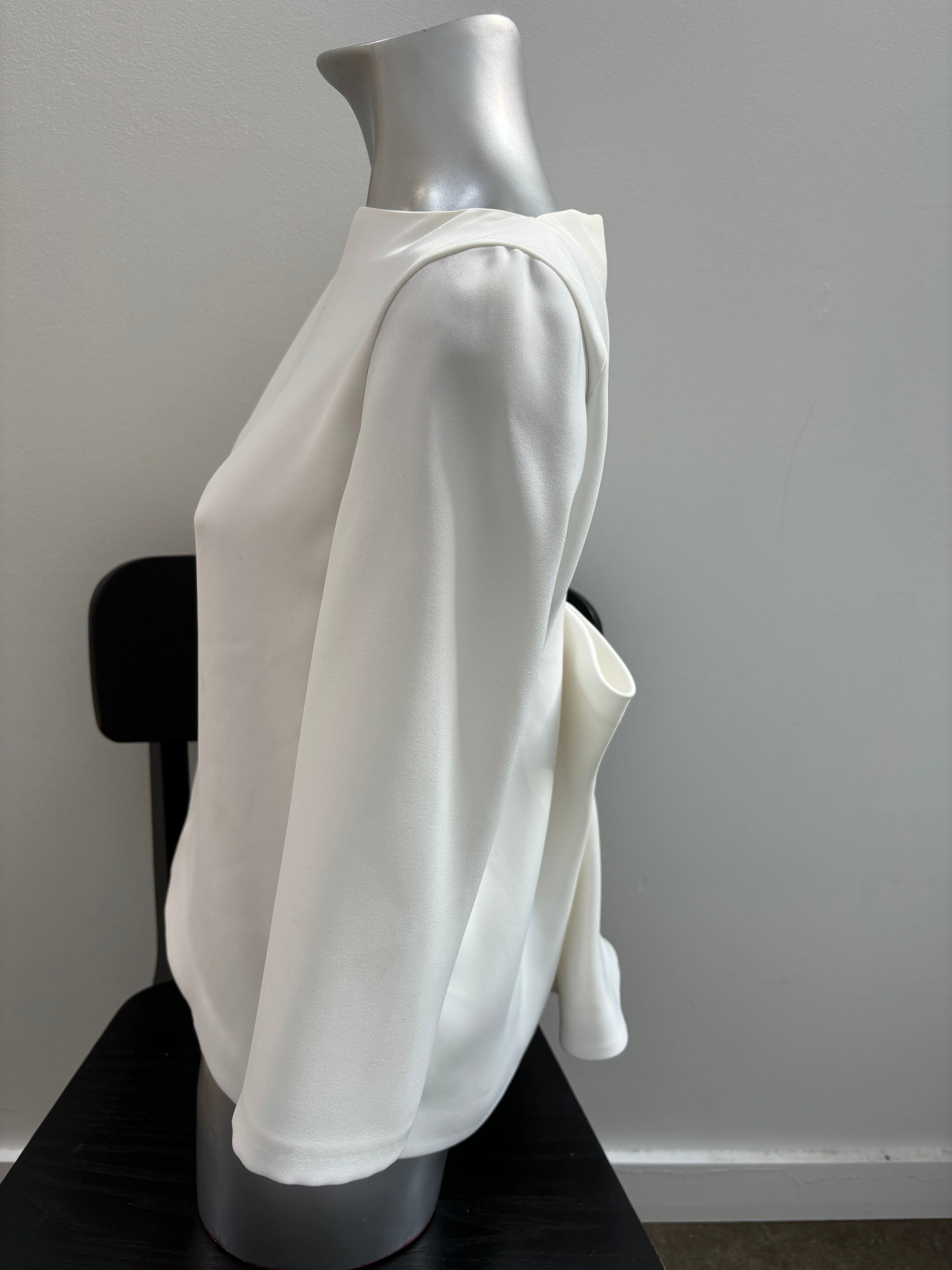 BALENCIAGA white top with bow on back