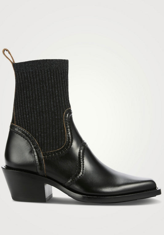 CHLOÉ
Nellie Leather And Knit Ankle Boots