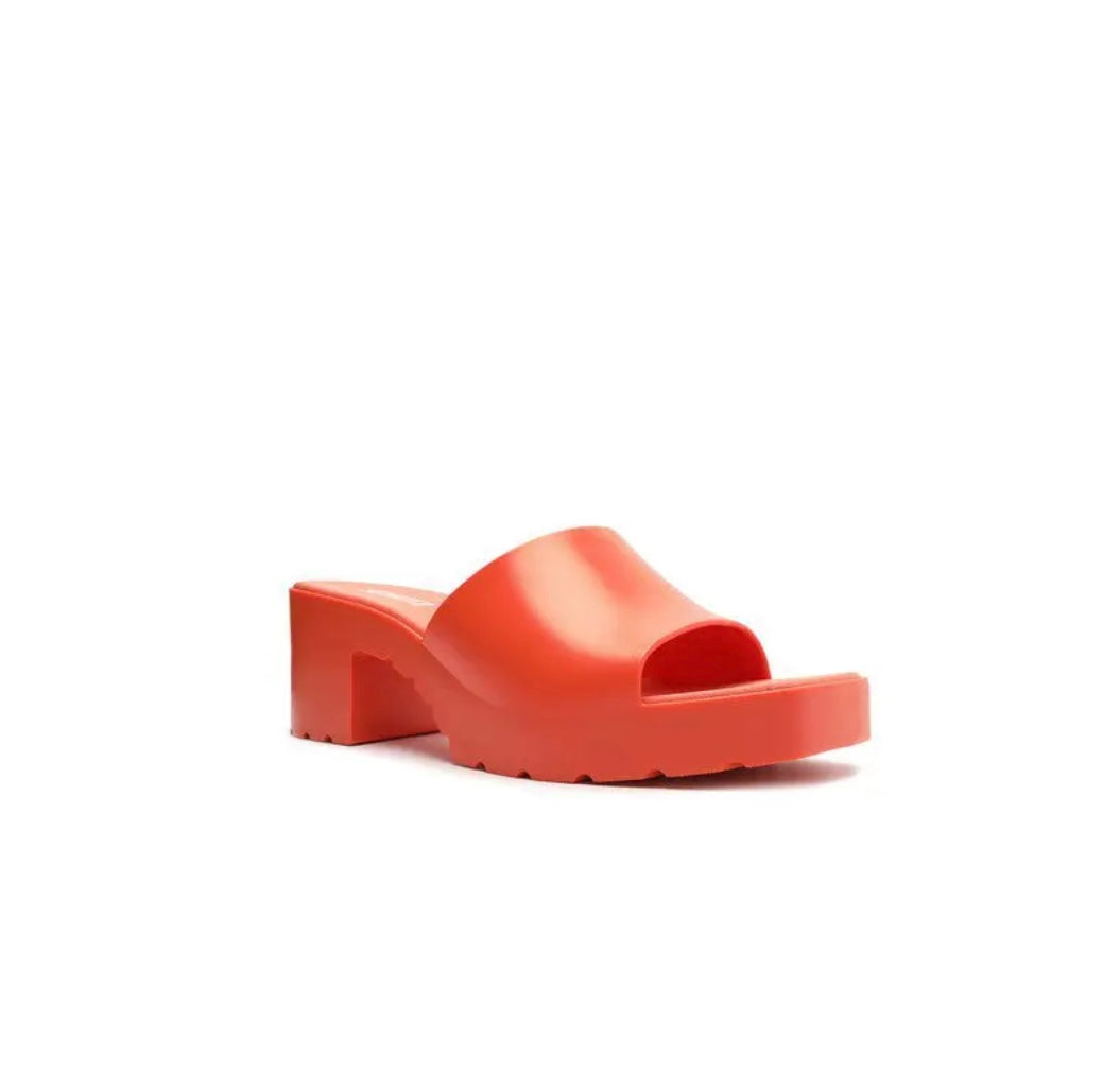 SCHUTZ 
Mizzy Jelly Sandal