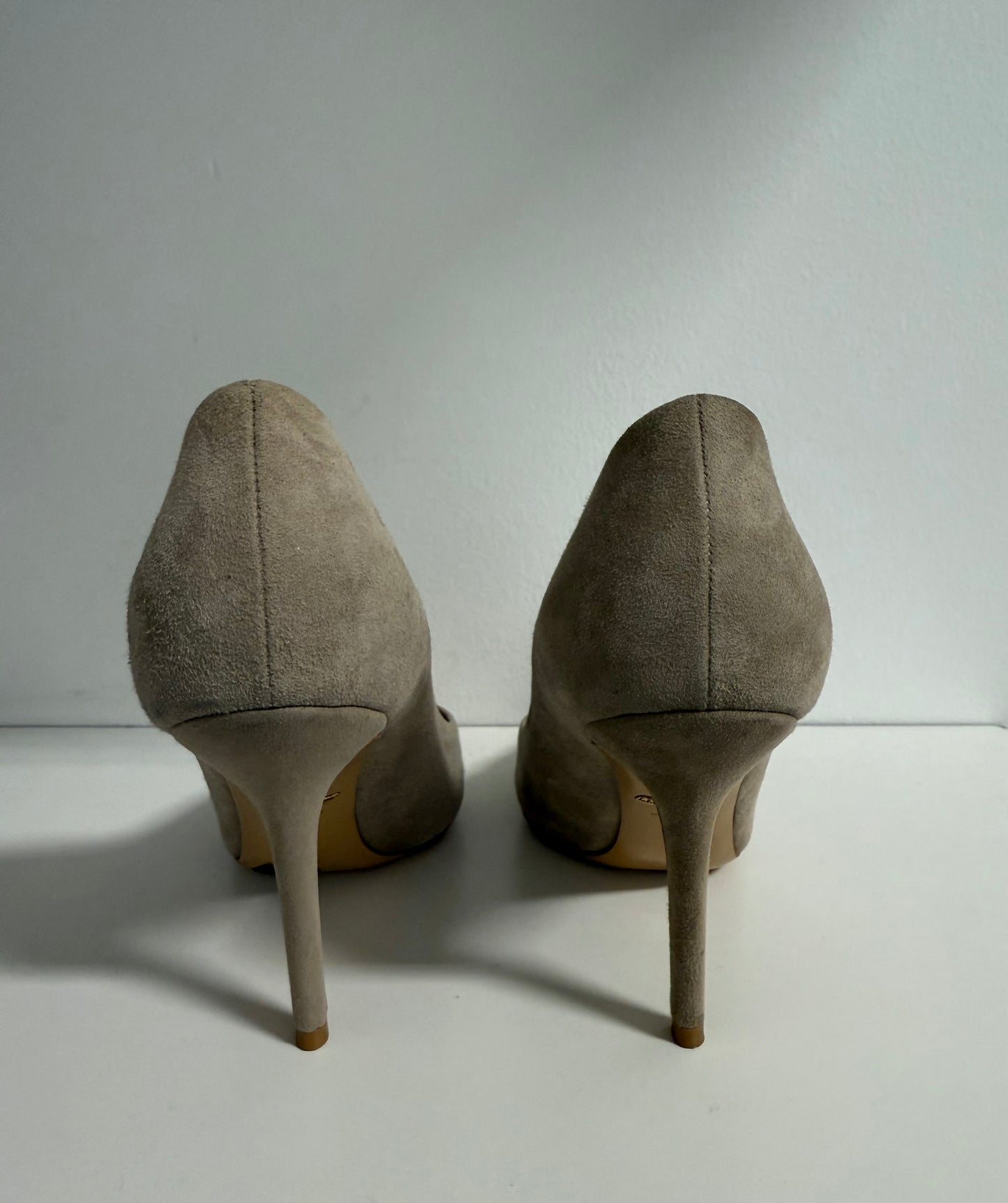 Ferragamo - Suede & METALIC Pumps