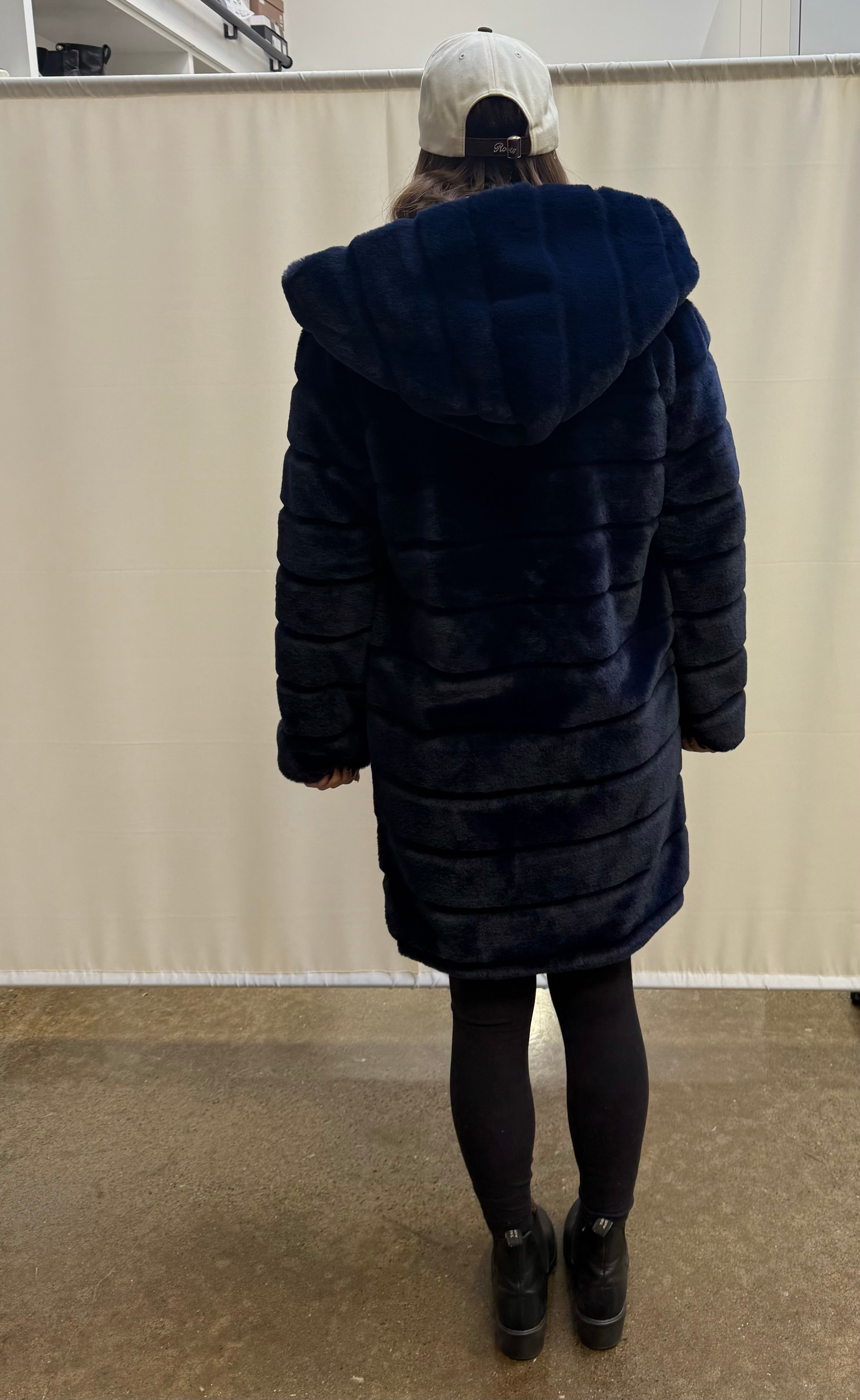 APPARIS - Navy faux fur hooded jacket