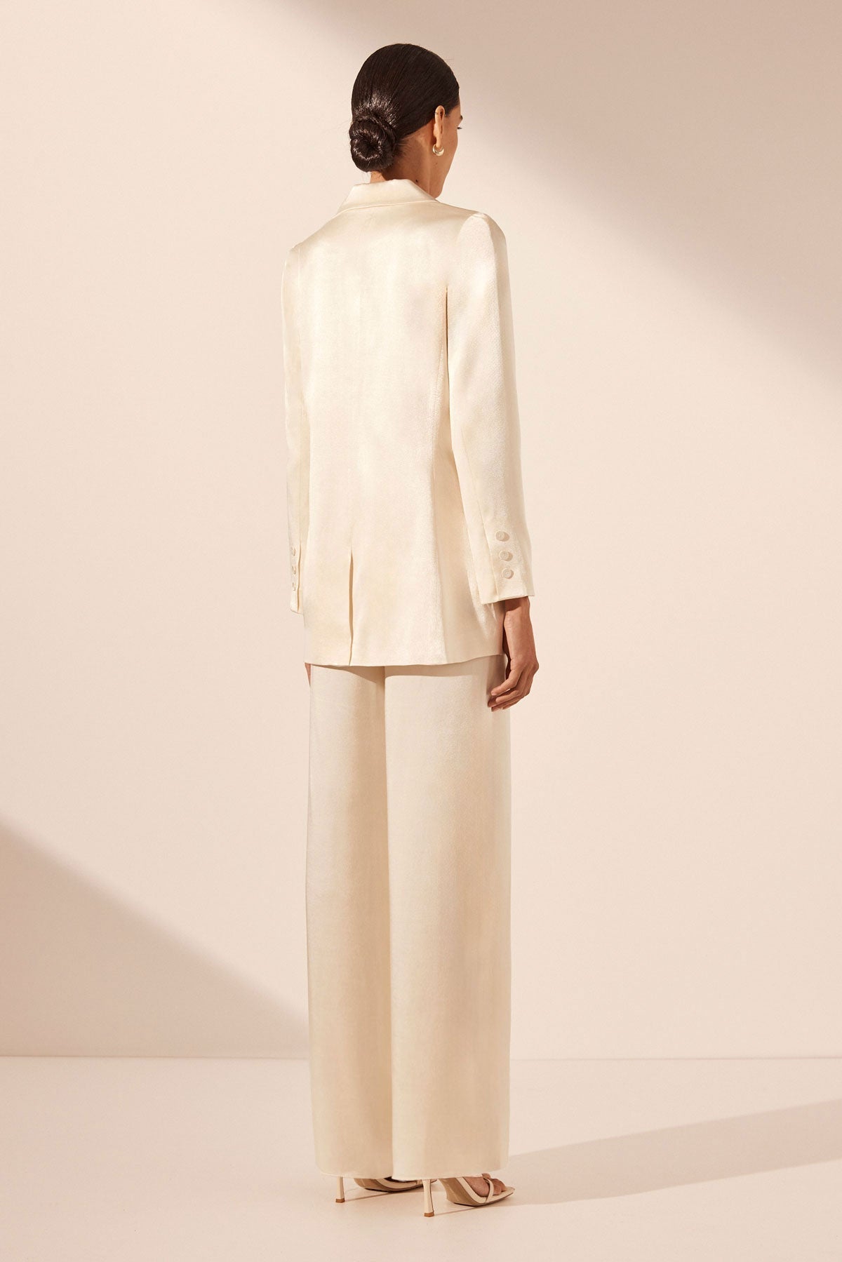 SHONA JOY ivory silk pants and blazer set