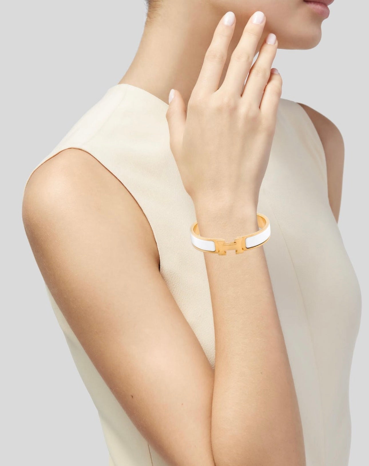Preloved HERMES 
Enamel Narrow Clic Clac H Bracelet PM White