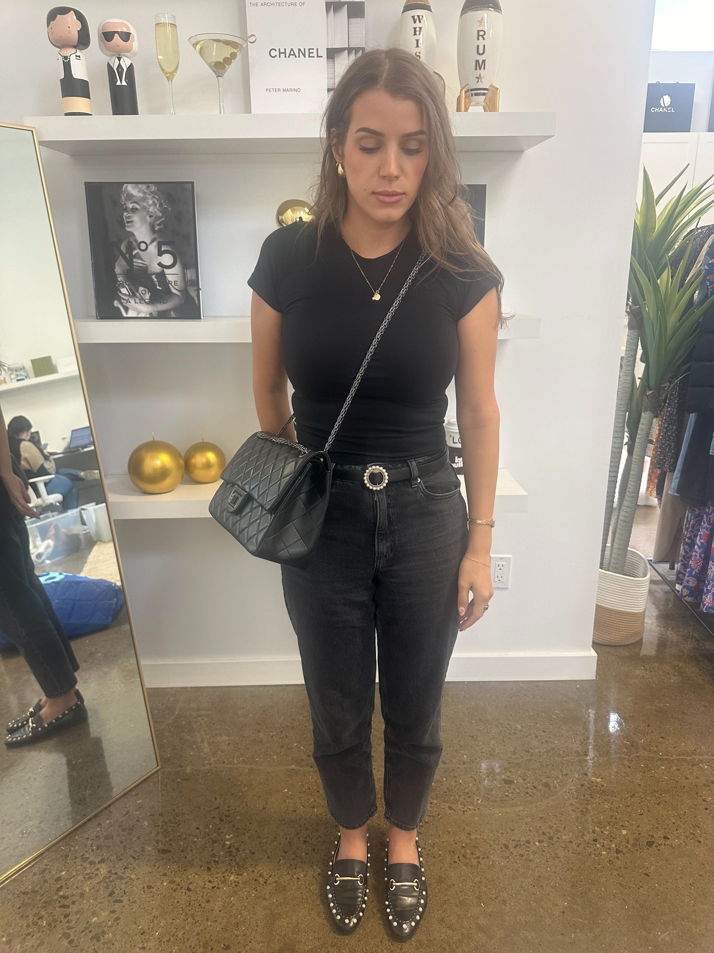 Pre-loved CHANEL - BLACK REISSUE 2.55 CLASSIC DOUBLE FLAP BAG MEDIUM