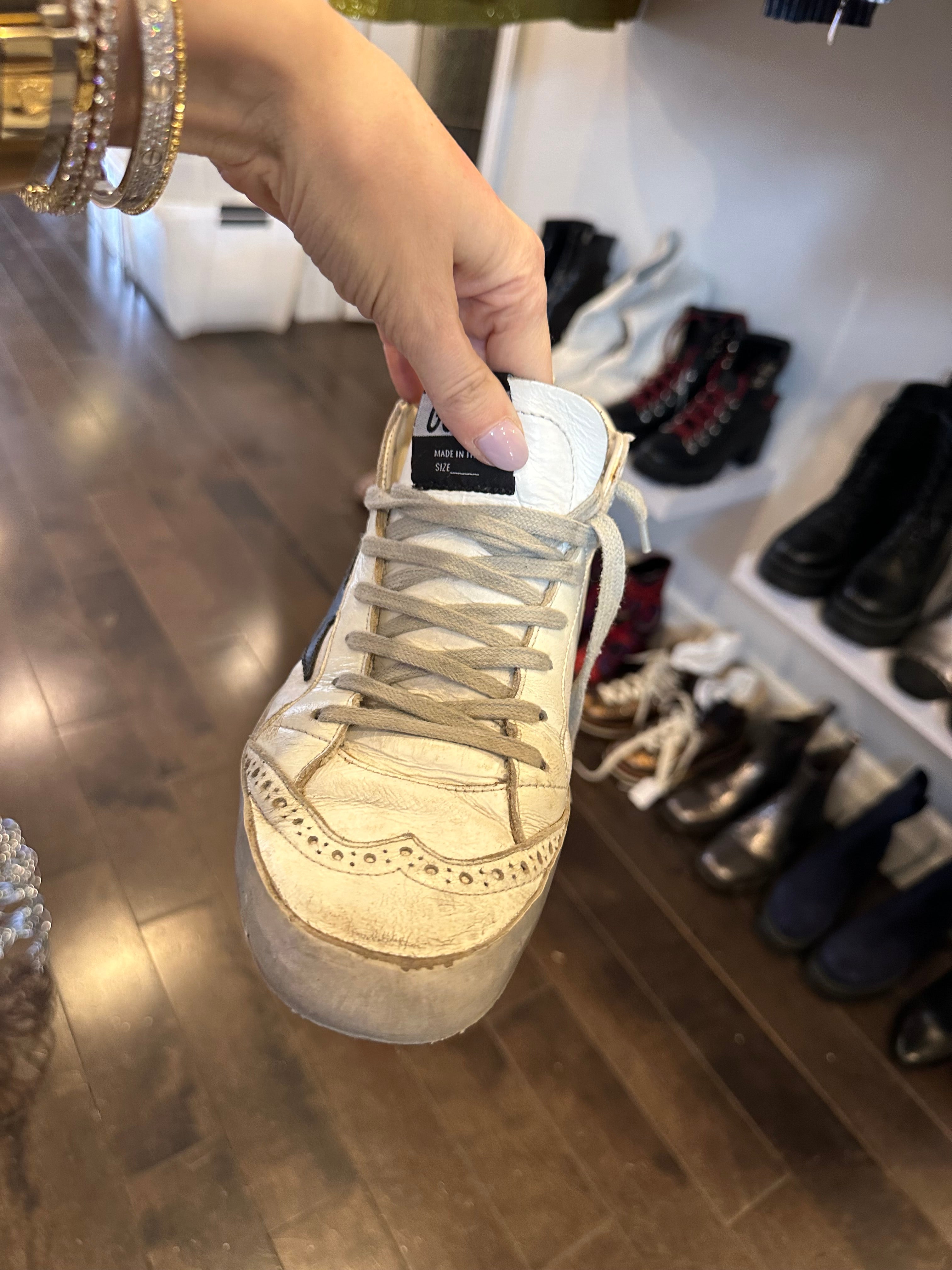 GOLDEN GOOSE - Mid Star Sneakers