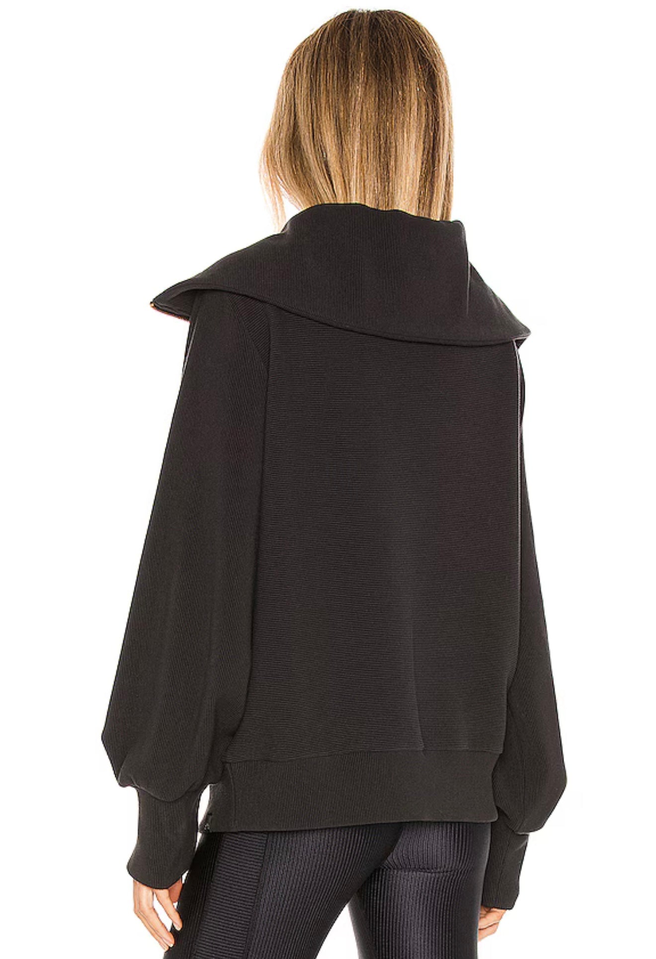 Varley - Vine Pullover in Black