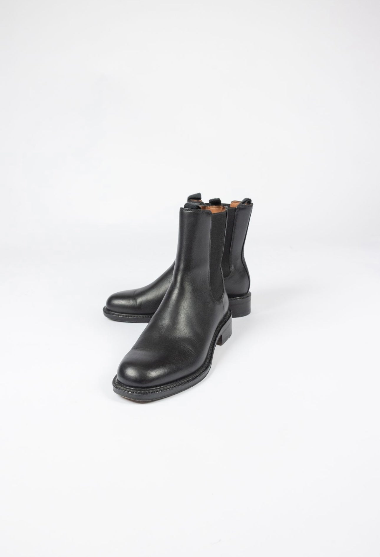 CELINE - black leather Chelsea boots